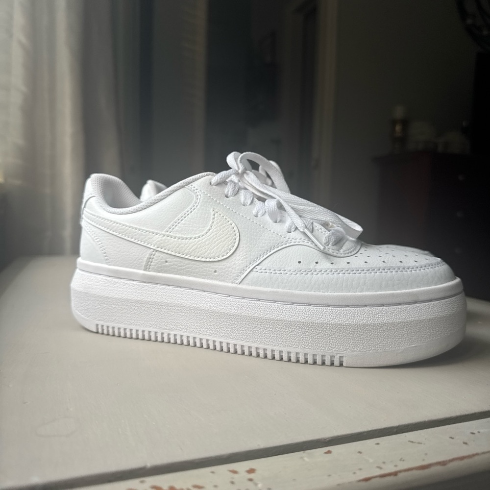 White Nike Court Vision Alta